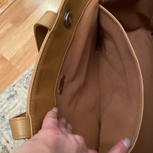 2017 CC SMALL BOX TOTE - Picture 11 of 17